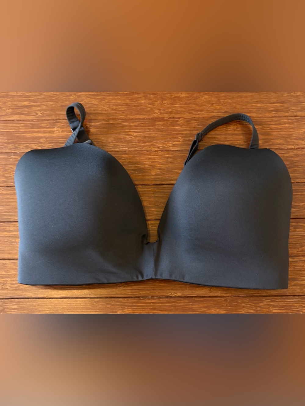 Skims Nursing Wirefree Bra in black size 36DD Form Maternity Bra